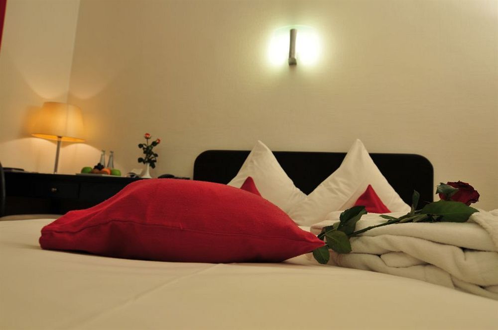 Cerano City Hotel Koeln Am Dom Buitenkant foto